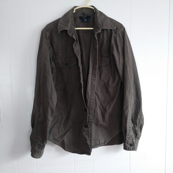 GAP Other - GAP men's button down shirt